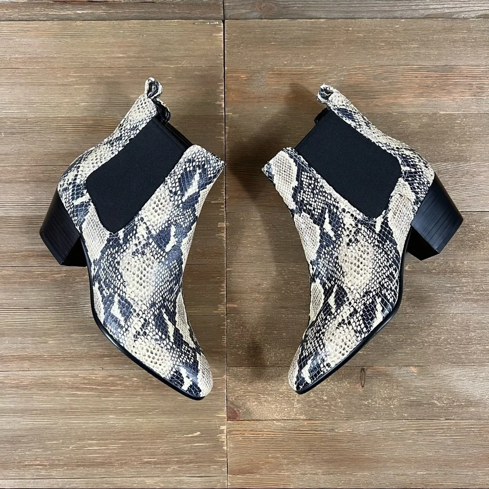 NEW Sam Edelman Snakeskin Reesa Chelsea Ankle Boots